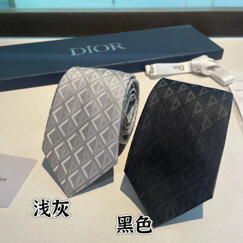 Dior Tie hm17